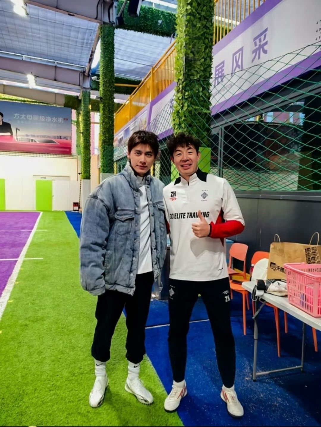 Tiết lộ gây sốc về Lý Dịch Phong sau 4 năm cuốn gói khỏi showbiz vì tội tày đình- Ảnh 1. Tiết lộ gây sốc về Lý Dịch Phong sau 4 năm cuốn gói khỏi showbiz vì tội tày đình- Ảnh 1.