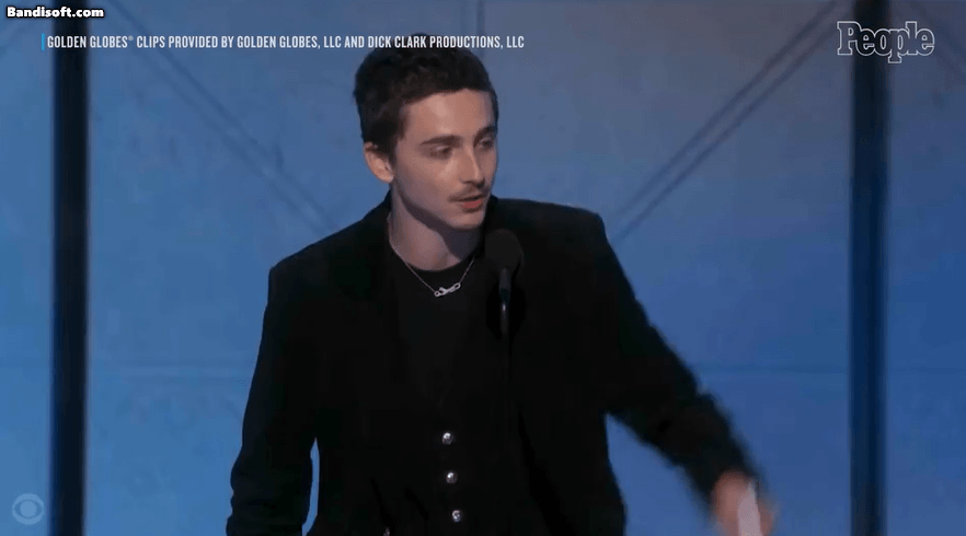 Timothée Chalamet nói đúng 2 từ mà chao đảo cõi mạng: Ông trời tạo ra địa chấn và anh chính là điểm nhấn- Ảnh 1. Timothée Chalamet nói đúng 2 từ mà chao đảo cõi mạng: Ông trời tạo ra địa chấn và anh chính là điểm nhấn- Ảnh 1.