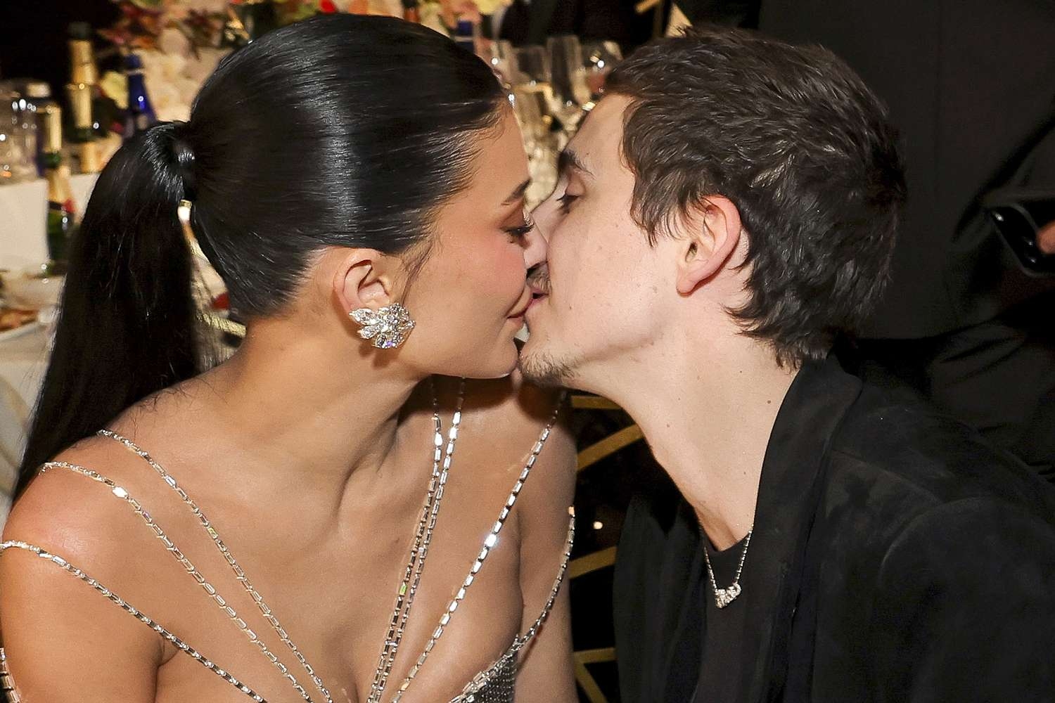 Timothée Chalamet nói đúng 2 từ mà chao đảo cõi mạng: Ông trời tạo ra địa chấn và anh chính là điểm nhấn- Ảnh 4. Timothée Chalamet nói đúng 2 từ mà chao đảo cõi mạng: Ông trời tạo ra địa chấn và anh chính là điểm nhấn- Ảnh 4.