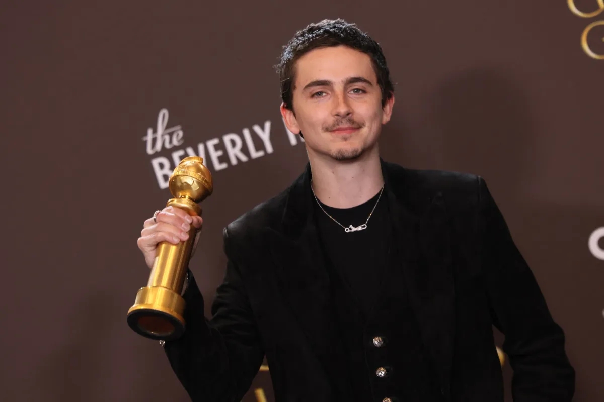 Timothée Chalamet nói đúng 2 từ mà chao đảo cõi mạng: Ông trời tạo ra địa chấn và anh chính là điểm nhấn- Ảnh 3. Timothée Chalamet nói đúng 2 từ mà chao đảo cõi mạng: Ông trời tạo ra địa chấn và anh chính là điểm nhấn- Ảnh 3.