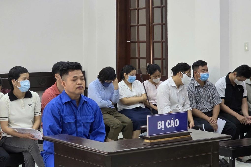 Tòa trả hồ sơ vụ mua bán, tàng trữ hàng trăm kg xyanua - 1