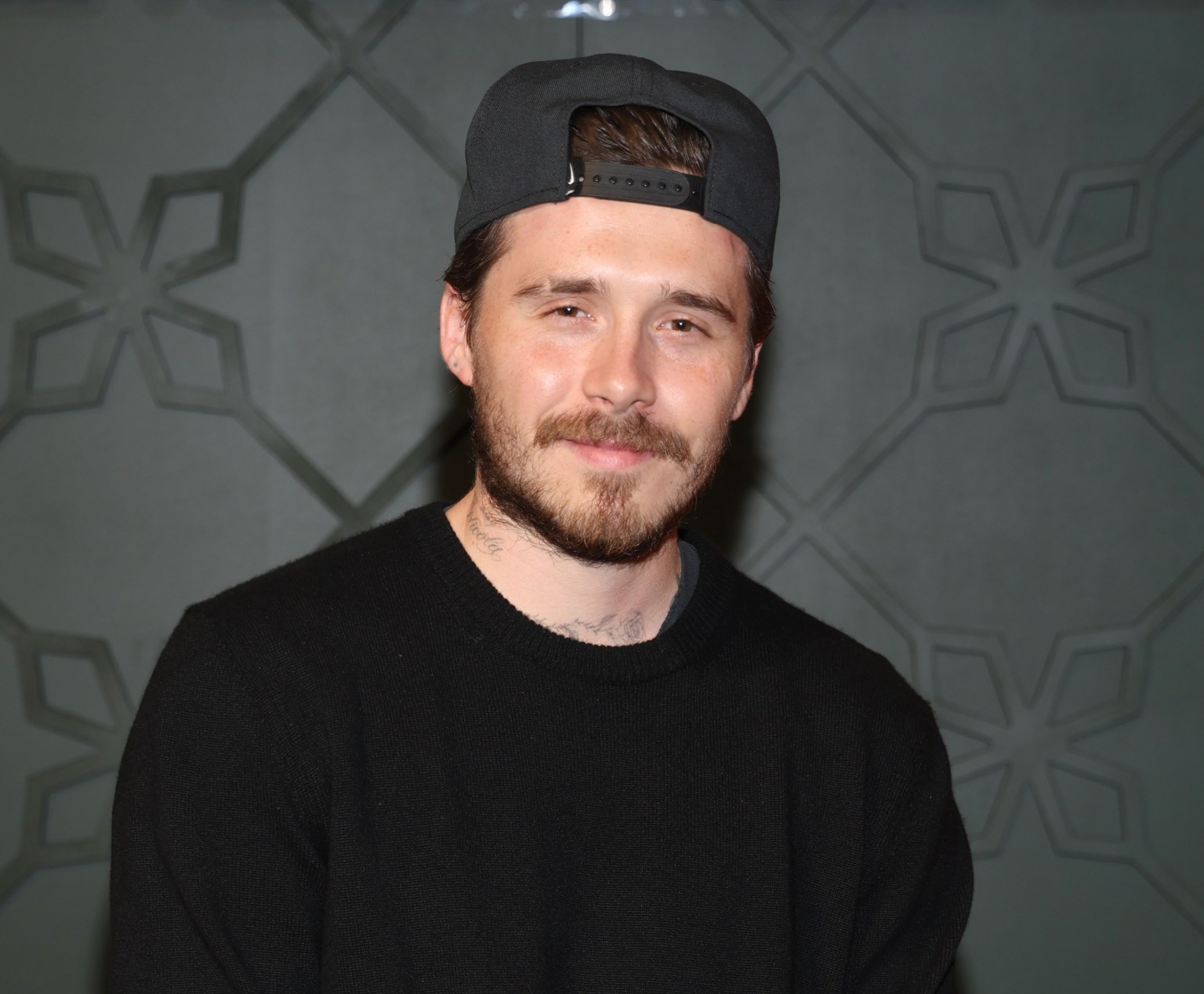 Toàn văn 6 trang tâm thư của Brooklyn Beckham, nêu bật 12 sự thật chấn động, công kích trực diện bố mẹ đẻ- Ảnh 1.