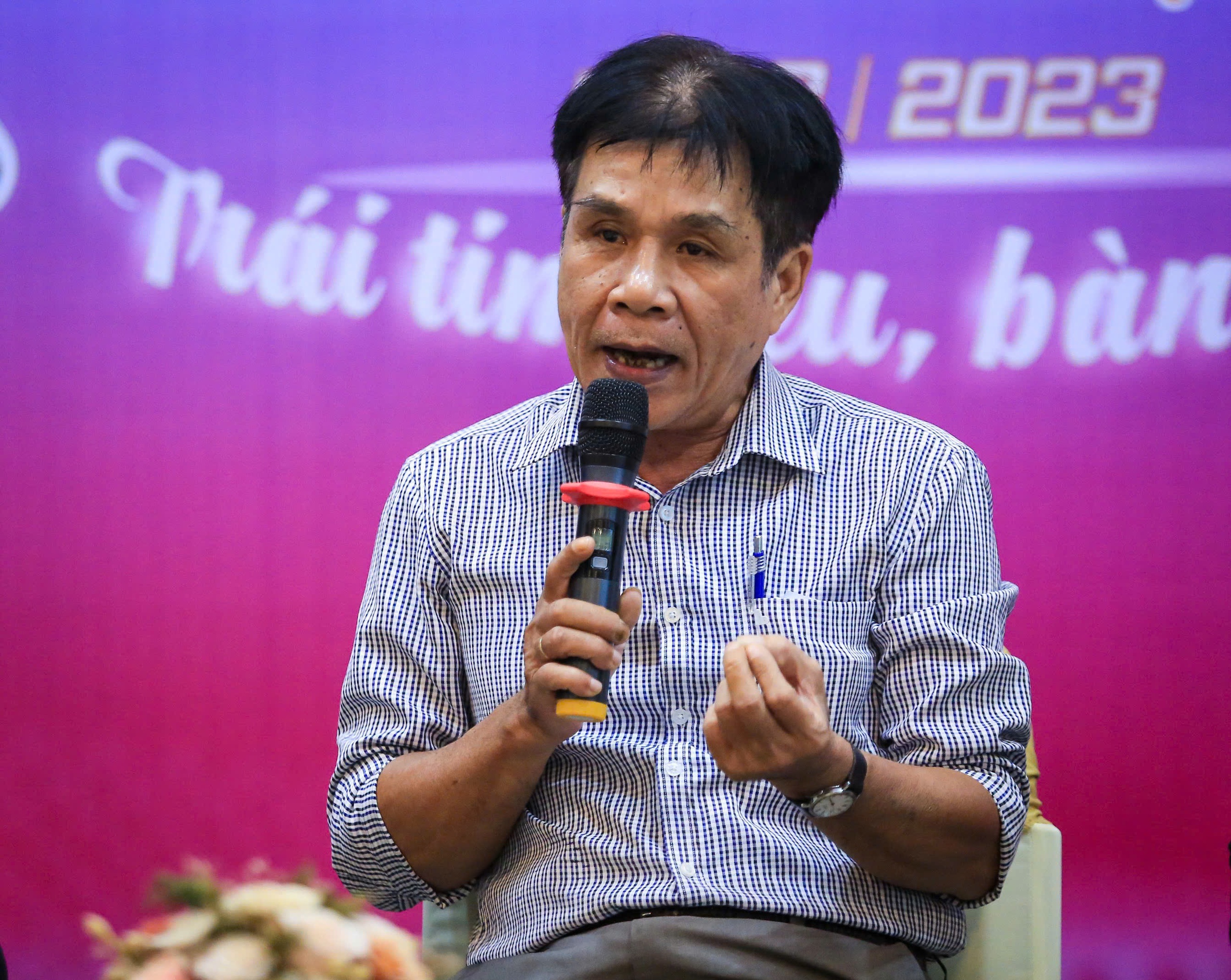 Tôi có duyên với những cuộc thi của Thanh Niên 1 Nhà thơ, giám khảo Lê Minh Quốc: Tôi có duyên với những cuộc thi của Thanh Niên - Ảnh 1.