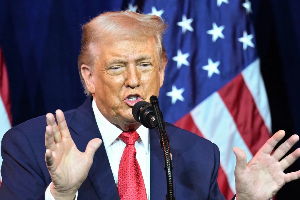 Tổng thống Trump: Mỹ có thể thu về hàng nghìn tỷ USD từ dầu mỏ Venezuela - 1