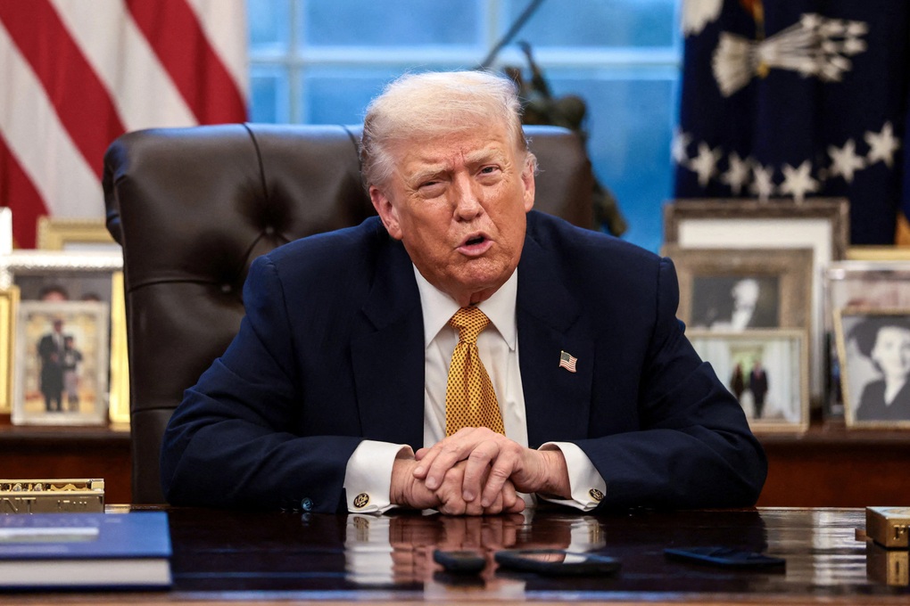 Tổng thống Trump áp thuế các nước cung cấp dầu cho Cuba - 1