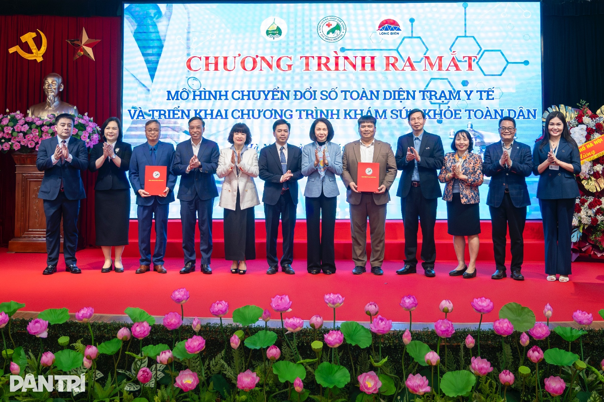 Trải nghiệm khám thông minh tại trạm y tế 4.0 đầu tiên của Hà Nội - 1