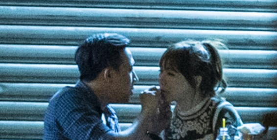 Trấn Thành - Hari Won và 10 năm sau màn paparazzi gây chấn động Vbiz- Ảnh 3.