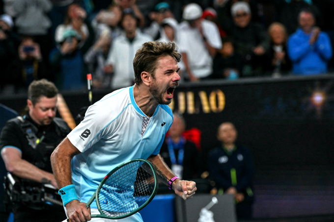Wawrinka phấn khích sau khi thắng Gea ở vòng 2 Australia Mở rộng 2026 ngày 22/1/2026.