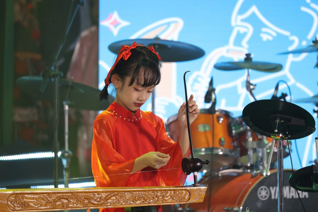 Trao giải tài năng nhạc cụ học sinh: Một số phần thi đạt trình độ đại học - 1