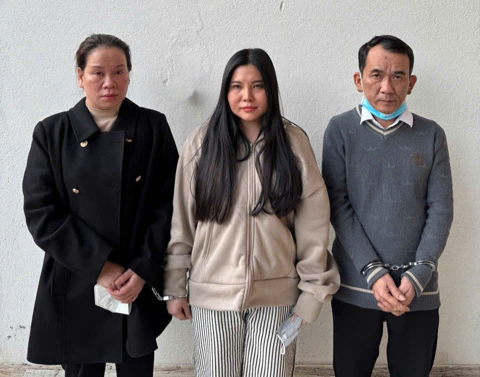 Triệt xóa ổ mại dâm 'VIP' trong khách sạn Mường Thanh, Samdi- Ảnh 3. Triệt xóa ổ mại dâm 'VIP' trong khách sạn Mường Thanh, Samdi- Ảnh 3.