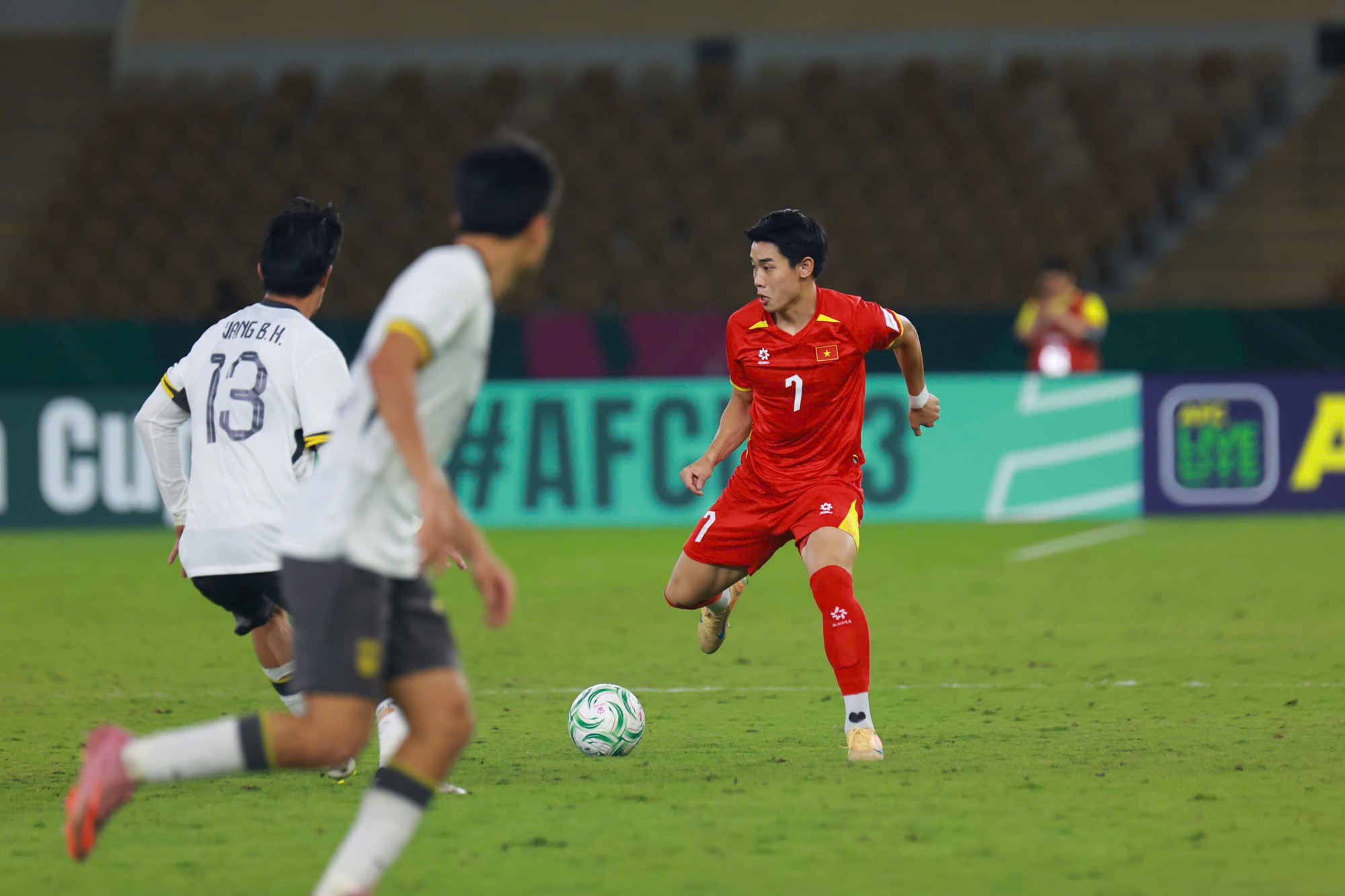 Trợ lý cũ HLV Park Hang-seo nói rất hay về trận thua của U.23 Việt Nam: ‘Xin hãy công bằng…’- Ảnh 2.