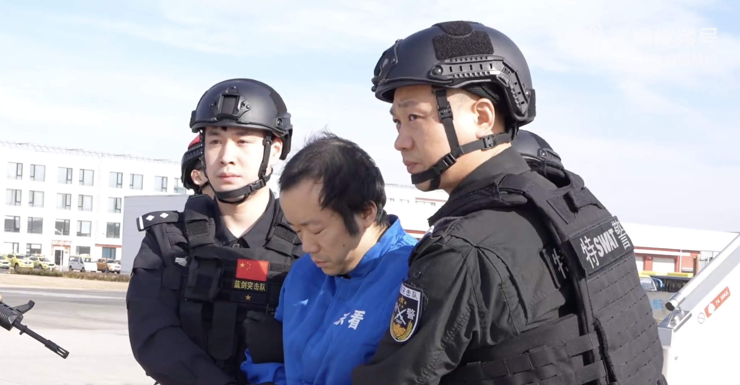 Trần Chí - Ảnh 1.