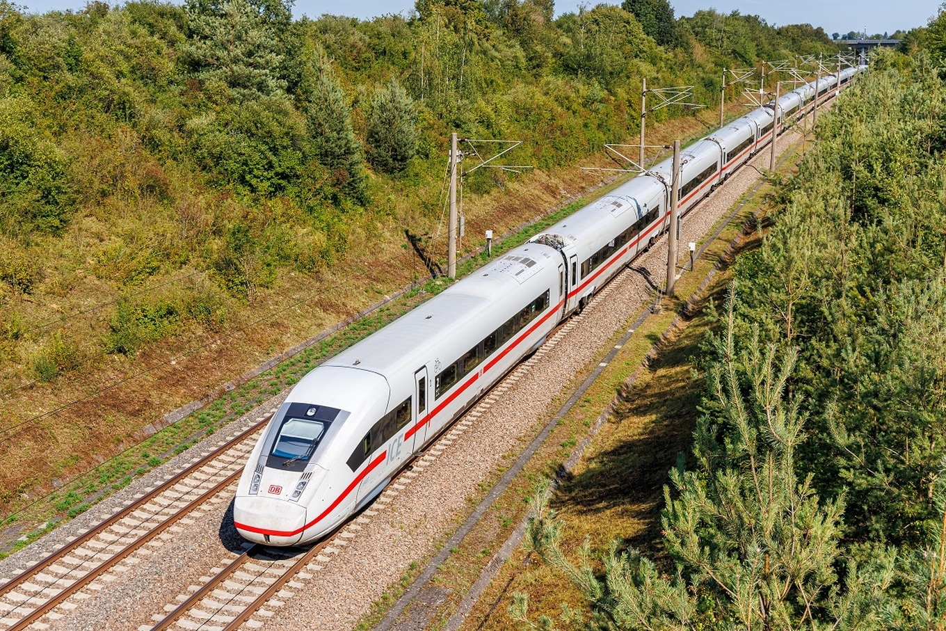 Từ ngày Vingroup xin thôi, đường sắt cao tốc Bắc - Nam biến chuyển liên tục - 1