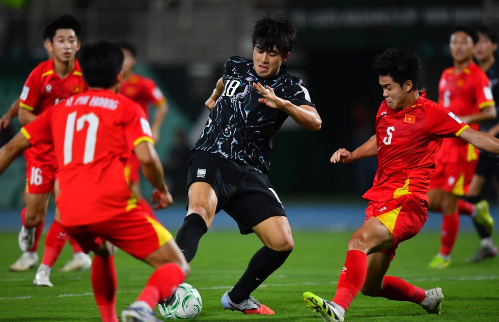 U23 Việt Nam: Chiến thắng gây chấn động và bài học khắc cốt ghi tâm - 1