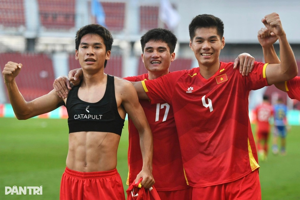 U23 Việt Nam - U23 Kyrgyzstan (21h hôm nay): Thẳng tiến vào tứ kết? - 1