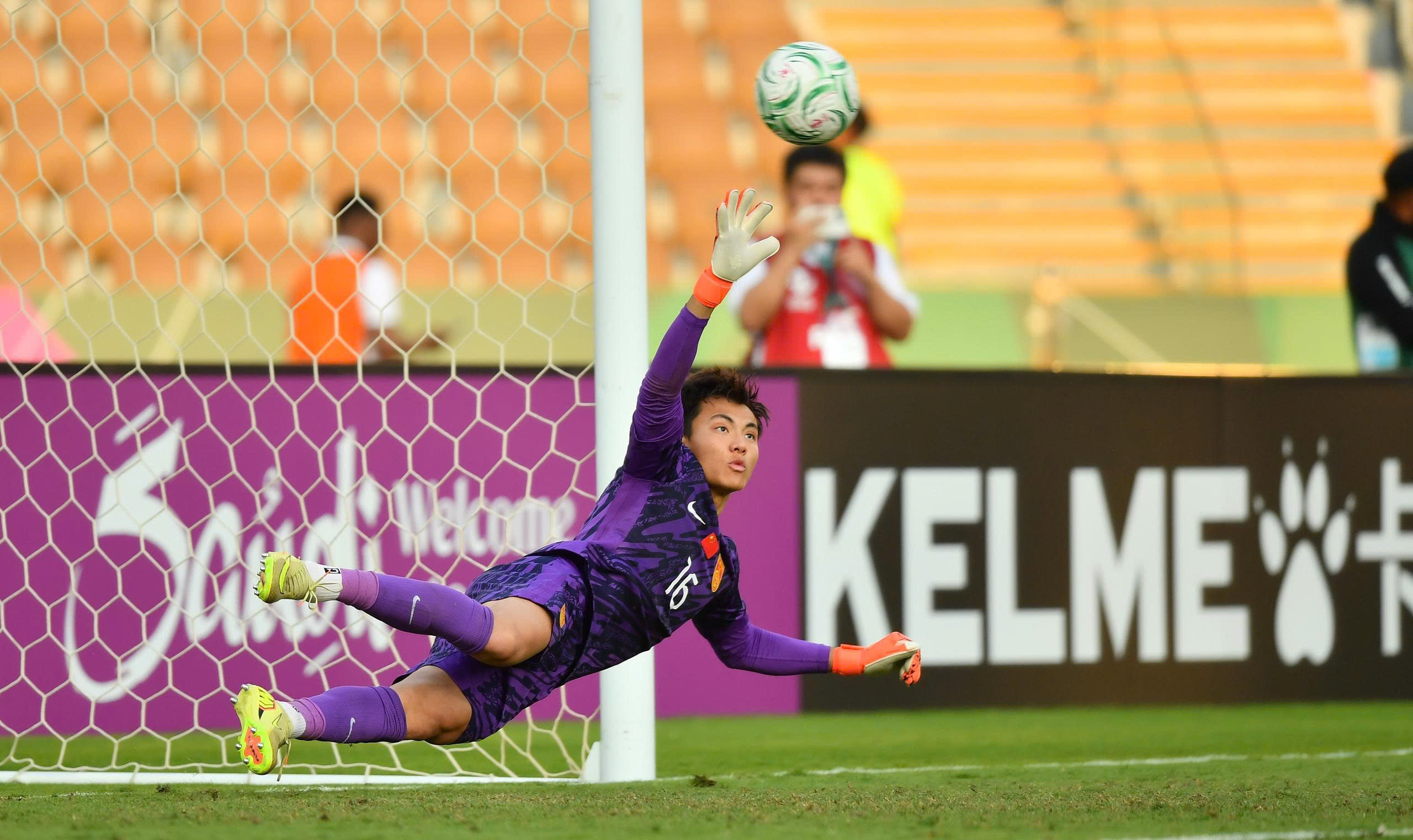 U23 Việt Nam đối đầu “bức tường thép” ở bán kết - Ảnh 1.