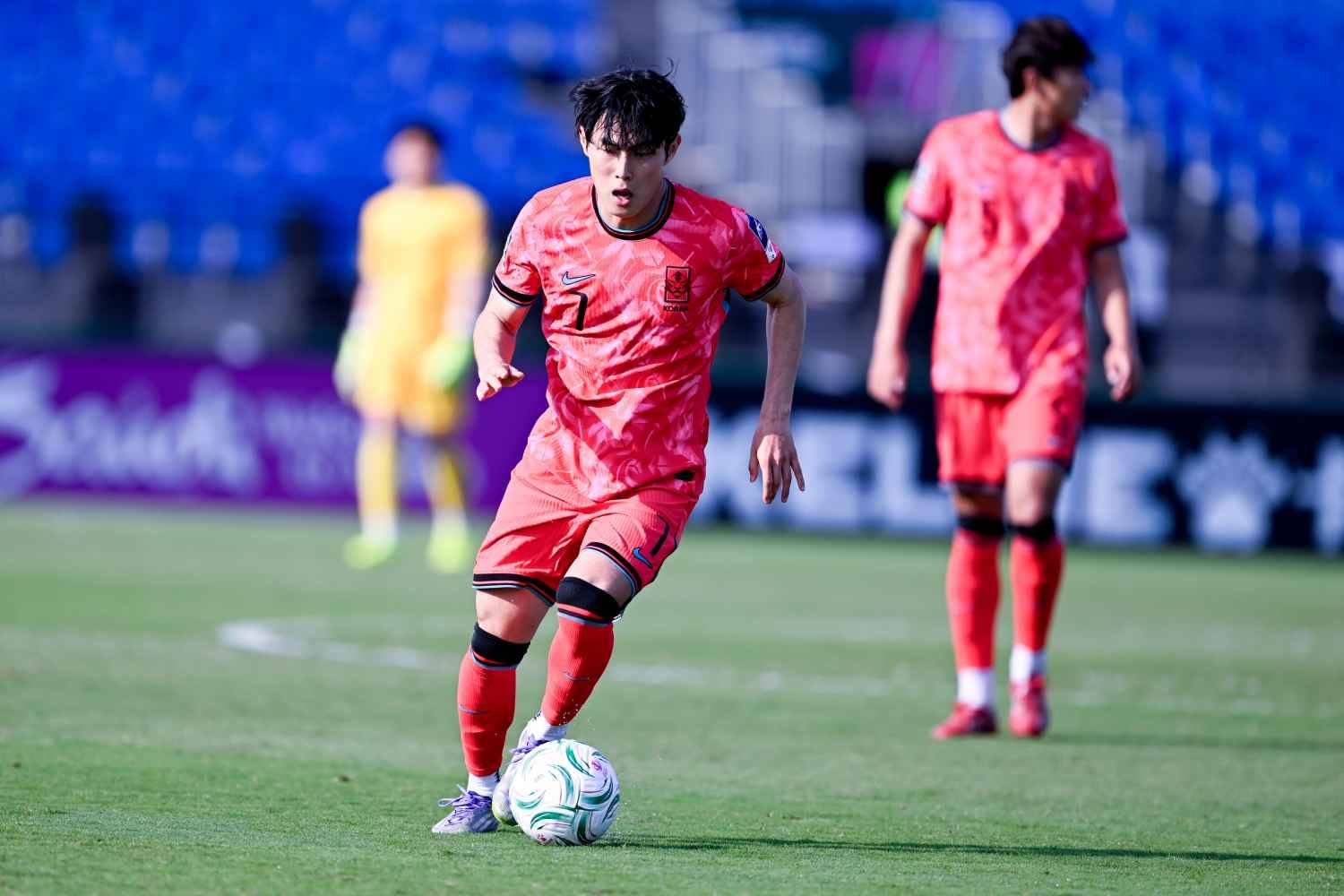 U23 Việt Nam muốn thắng Hàn Quốc phải 'xem chừng' 3 cầu thủ này 2 U23 Việt Nam muốn thắng Hàn Quốc phải 'xem chừng' 3 cầu thủ này - Ảnh 2.