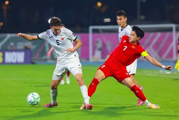 U.23 Việt Nam sở hữu thông số khiến UAE phải giật mình, rất ‘âm thầm’ mà cực kỳ lợi hại
- Ảnh 1.