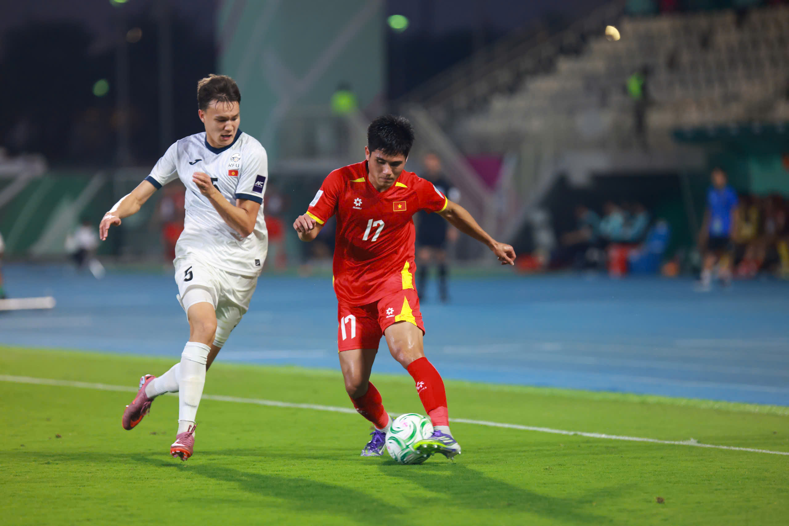 U.23 Việt Nam so tài nảy lửa với đồng đội của Ronaldo, Darwin Nunez- Ảnh 1.