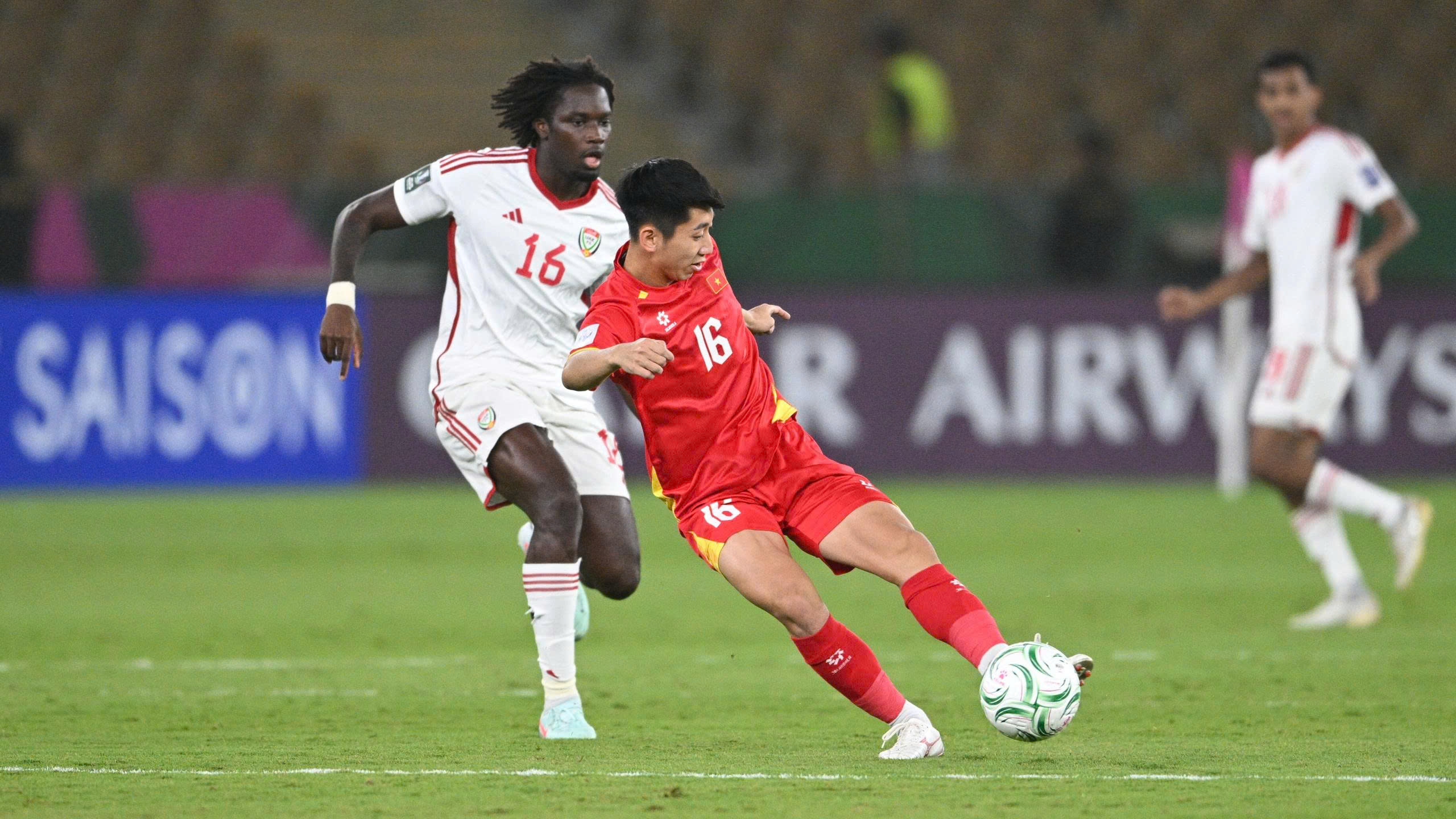 U23 Việt Nam thắng cả lịch thi đấu trước U23 UAE - Ảnh 1.