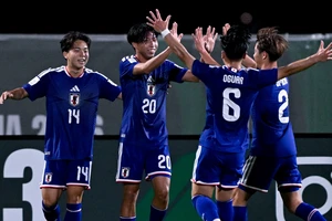 U-23 Nhật Bản ghi 10 bàn, Hàn Quốc thót tim