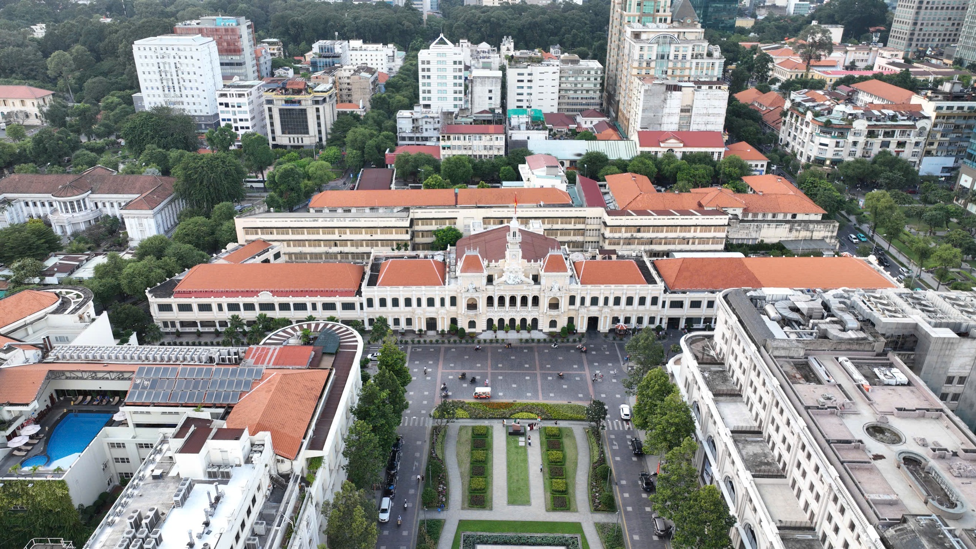 UBND TP.HCM phát văn bản 'hối thúc' triển khai bảng giá đất- Ảnh 1.