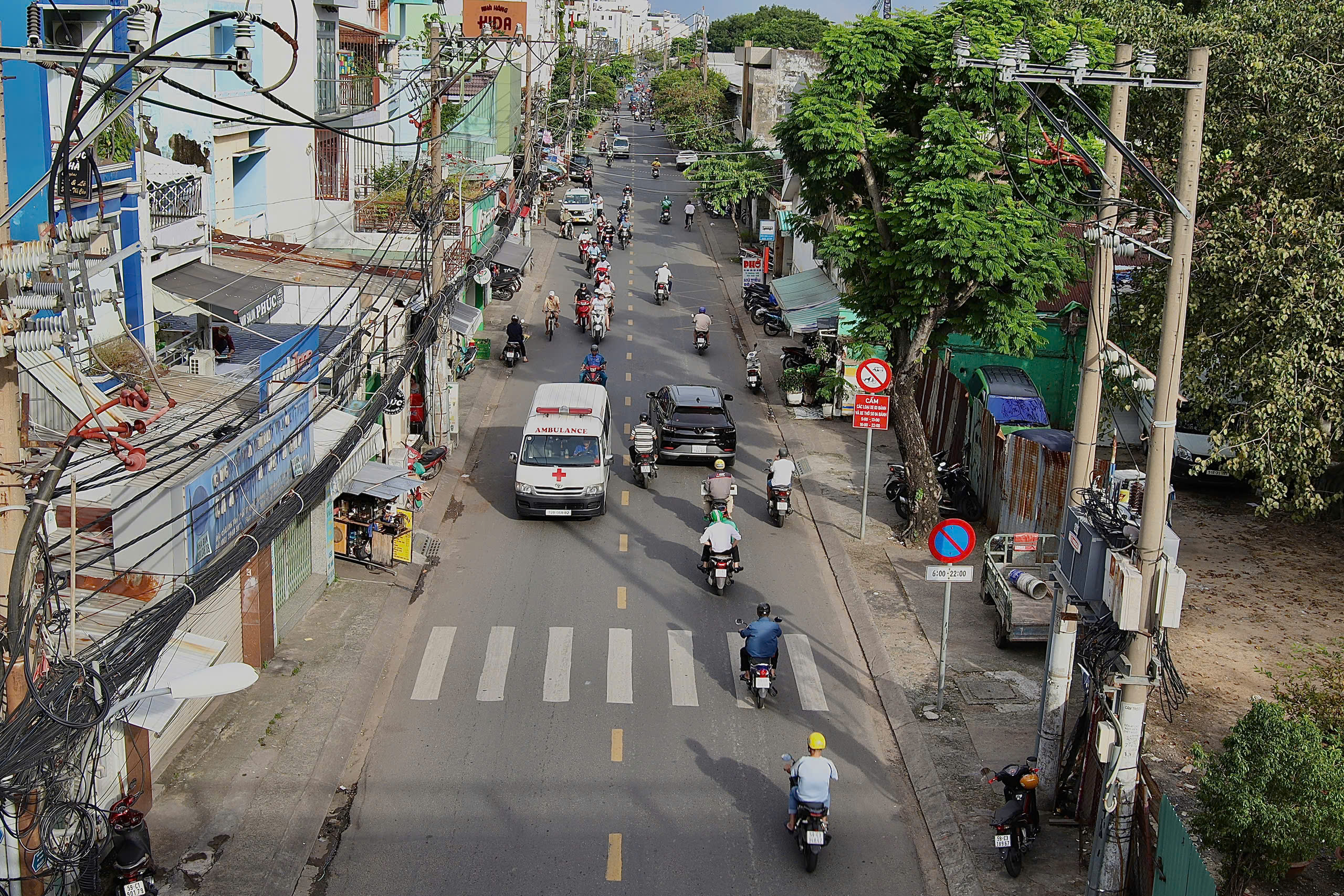 TPHCM yêu cầu khẩn trương mở rộng đường Tôn Thất Thuyết - Ảnh 1.