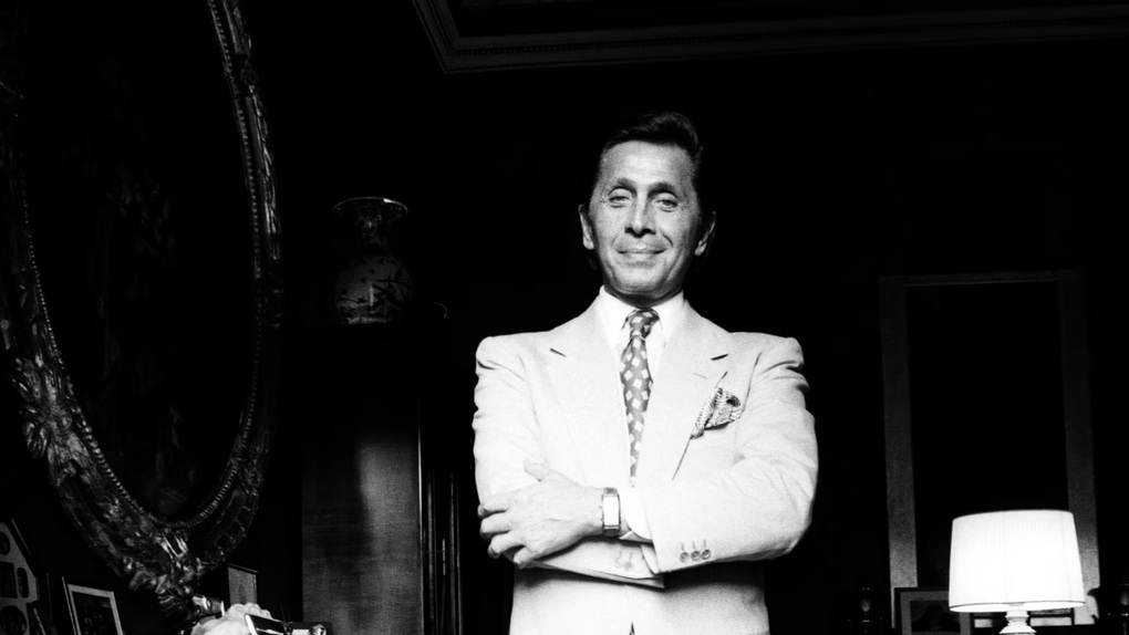 Valentino qua đời ở tuổi 93: Sắc đỏ huyền thoại và di sản tỷ USD để lại - 1