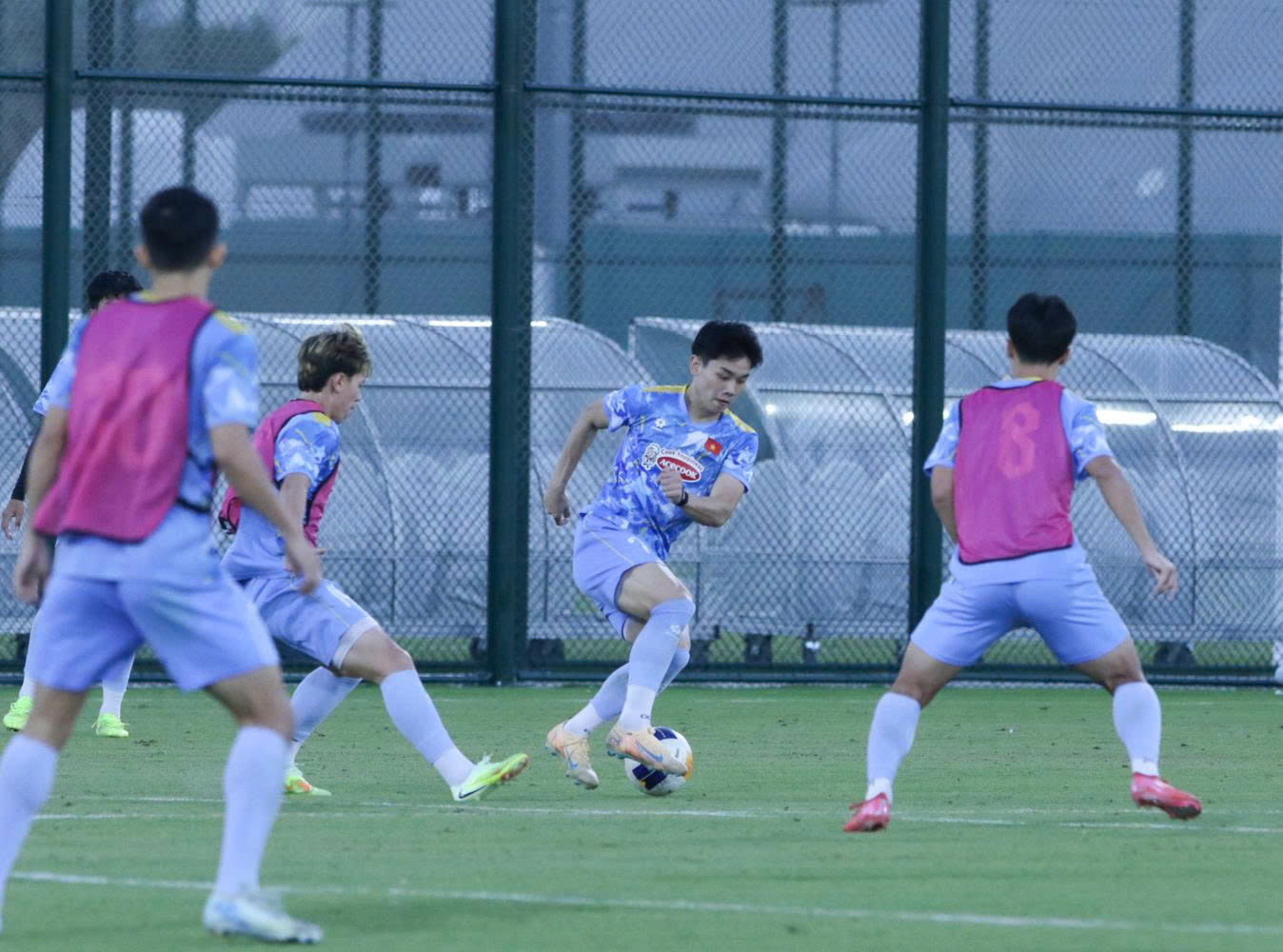 U.23 Việt Nam tập mở màn năm 2026 căng như đấu thật: Vẫn chưa biết ai bị loại, có thể là…- Ảnh 1.