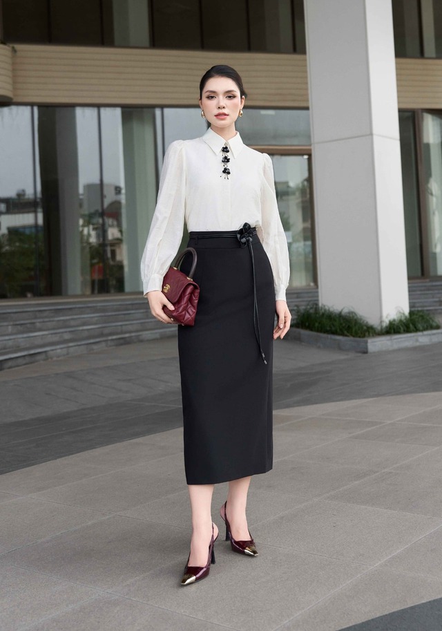 Vẻ đẹp tri thức giao thoa sự quyến rũ với phong cách nữ thư ký công sở - Ảnh 1.