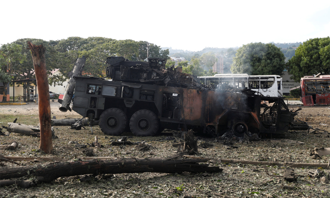 Tổ hợp phòng không được cho là Buk-M2E bị phá hủy tại căn cứ không quân La Carlota, Caracas, Venezuela ngày 3/1. Ảnh: Reuters