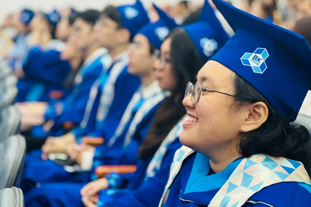 Vì sao 6/10 sinh viên trường top đầu cả nước không thể tốt nghiệp đúng hạn? - 1