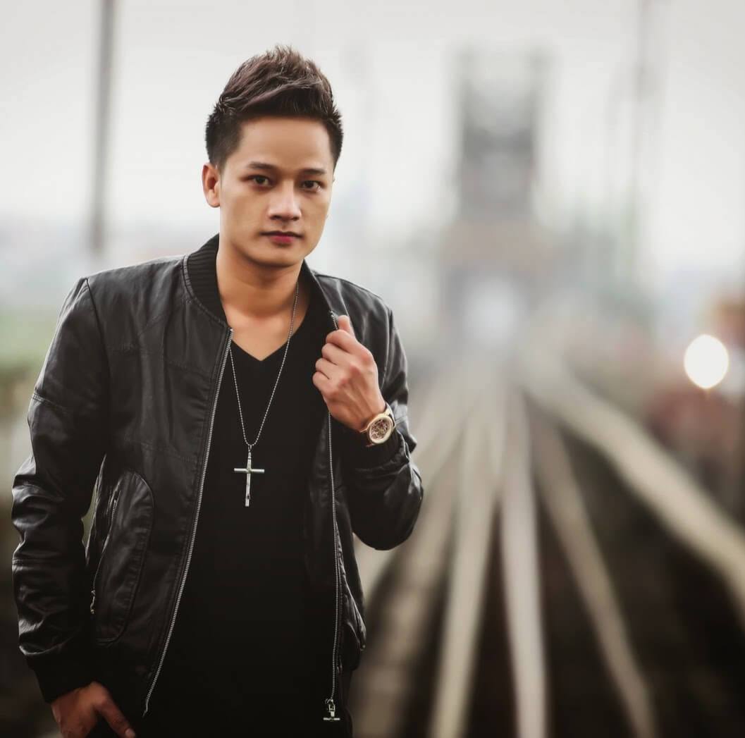 Việt Nam có giọng ca trăm triệu view cả nước thuộc nhạc nhưng ít người biết tên, nhạc không hề flop mà sao lạ thế này- Ảnh 1.