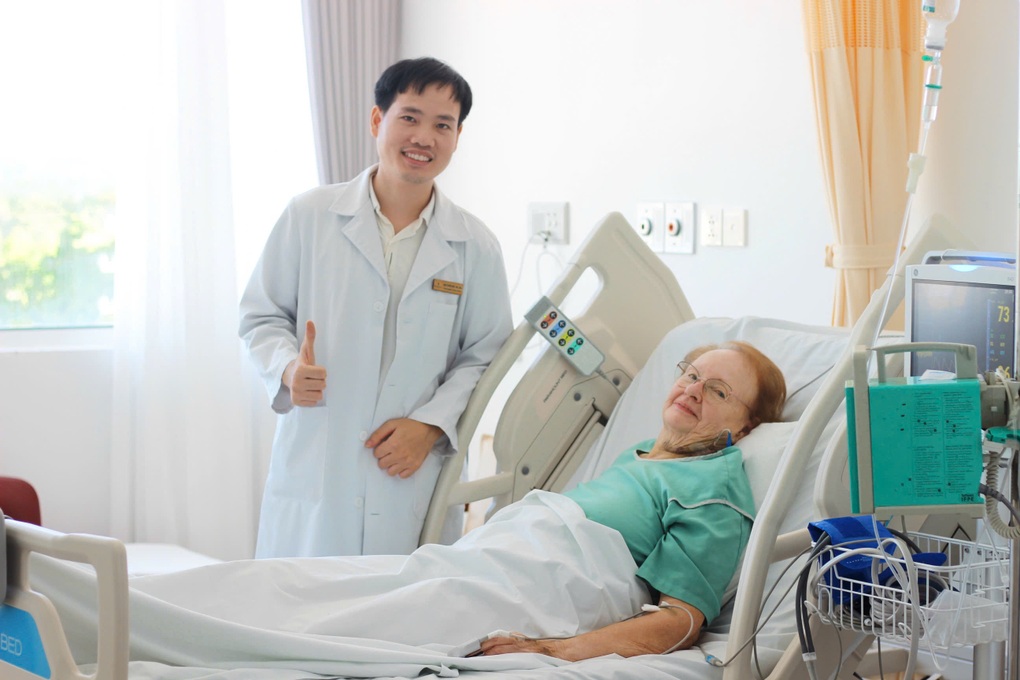 Vinmec Phú Quốc cứu sống bệnh nhân cao tuổi người Đức có nguy cơ ngừng tim - 1