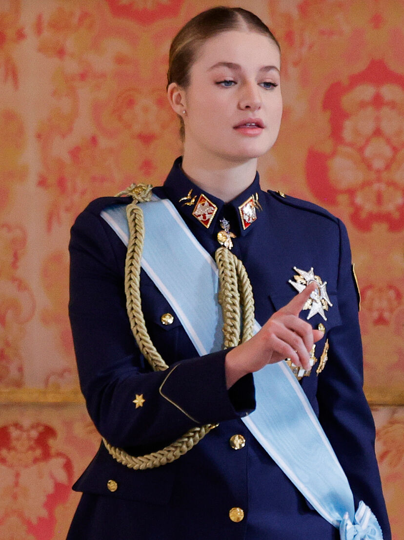 Visual soai ty dinh cao gay sot cua Cong chua