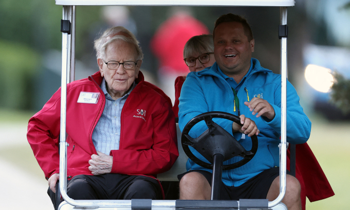 Tỷ phú đầu tư Warren Buffett tại một sự kiện ở Idaho (Mỹ) năm 2023. Ảnh: AFP