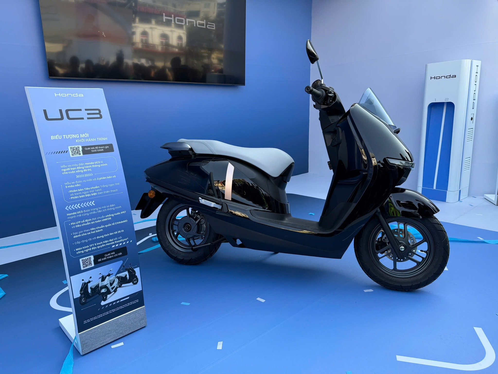 Xe máy điện Honda UC3 về Việt Nam, sạc đầy chạy được tối đa 120 km- Ảnh 1.
