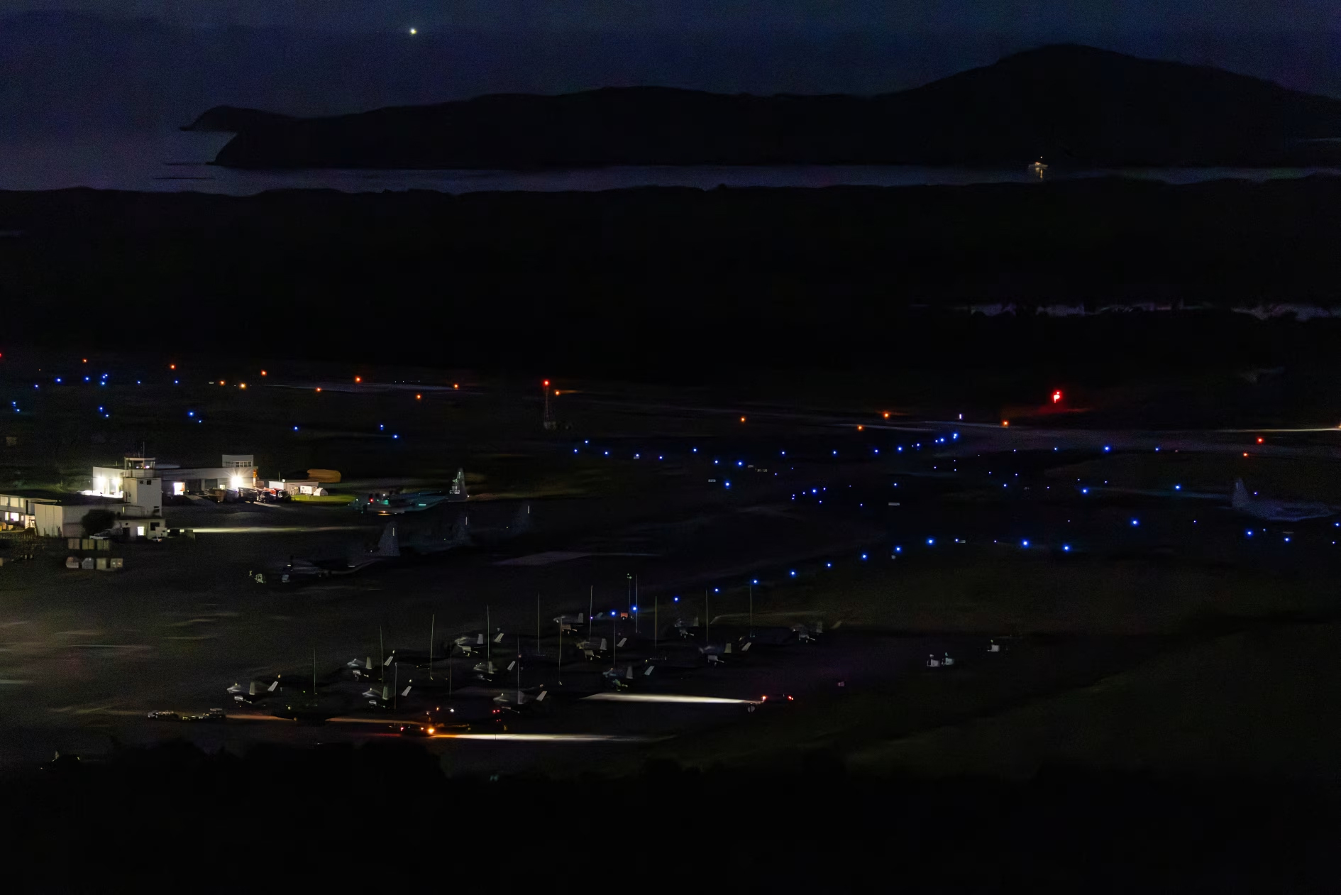 Toàn cảnh cuộc tác chiến “bí mật đến phút chót” và nguồn lực áp đảo mà Mỹ đổ vào để bắt giữ ông Maduro- Ảnh 1.