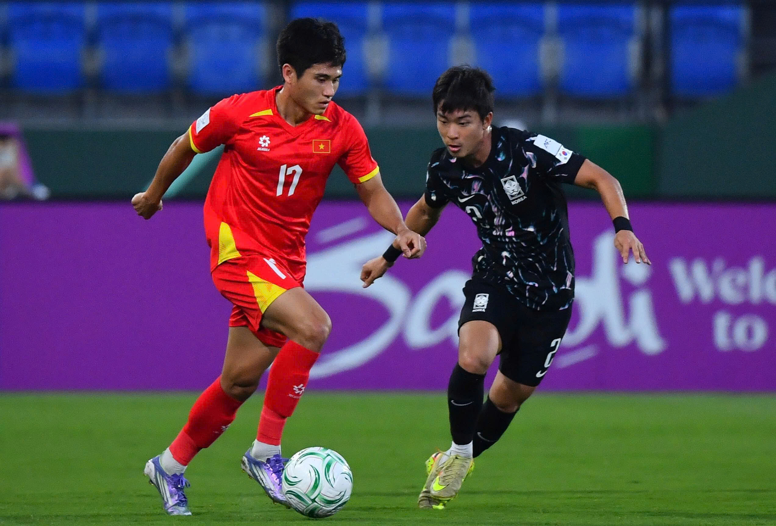 Thua đau U.23 Việt Nam, U.23 Hàn Quốc bị chỉ trích trên truyền hình: ‘Thất bại thật khó chấp nhận’- Ảnh 1.