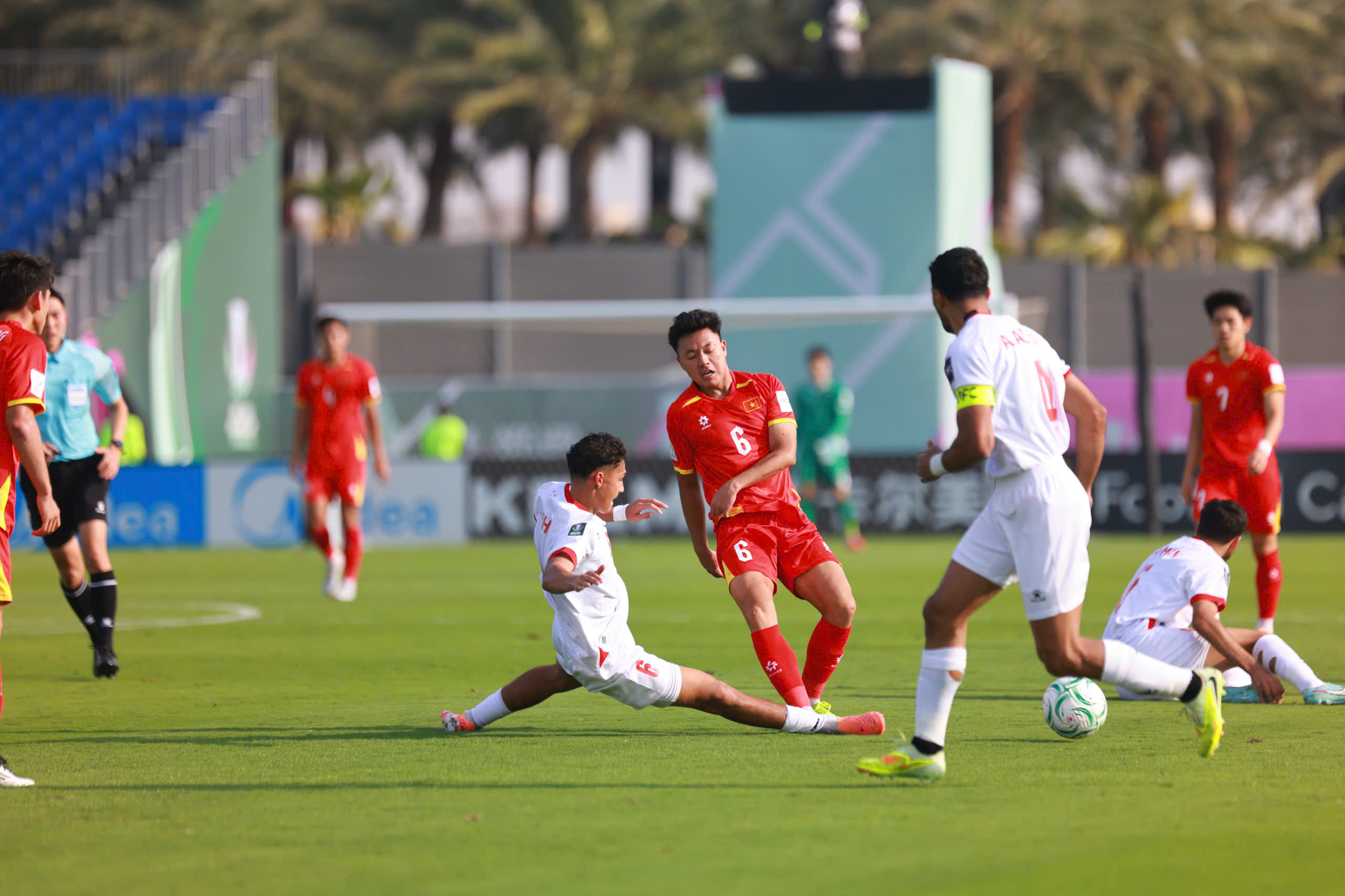 Chuyên gia Jordan: ‘U.23 Việt Nam đáng sợ vì cầu thủ của họ luôn giữ kỷ luật’ - Ảnh 1.