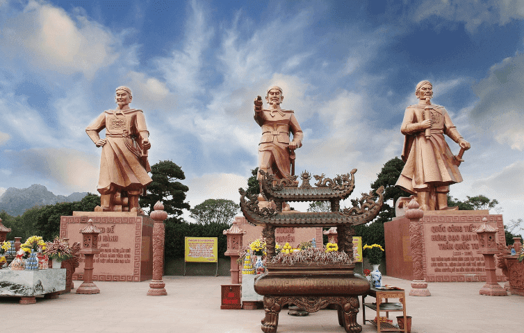 1 địa phương thu hút gần 1 triệu lượt khách du lịch trong 8 ngày nghỉ Tết nguyên đán, thu về gần 750 tỷ đồng- Ảnh 6.