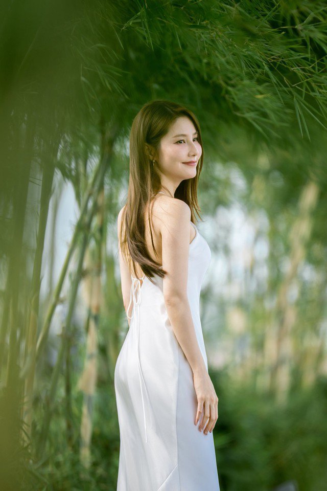 Để trở về vóc dáng như xưa, Diễm My 9X cho biết bí quyết nằm ở tỷ lệ như sau: 30% dành cho tập luyện, 70% nhờ dinh dưỡng khoa học.