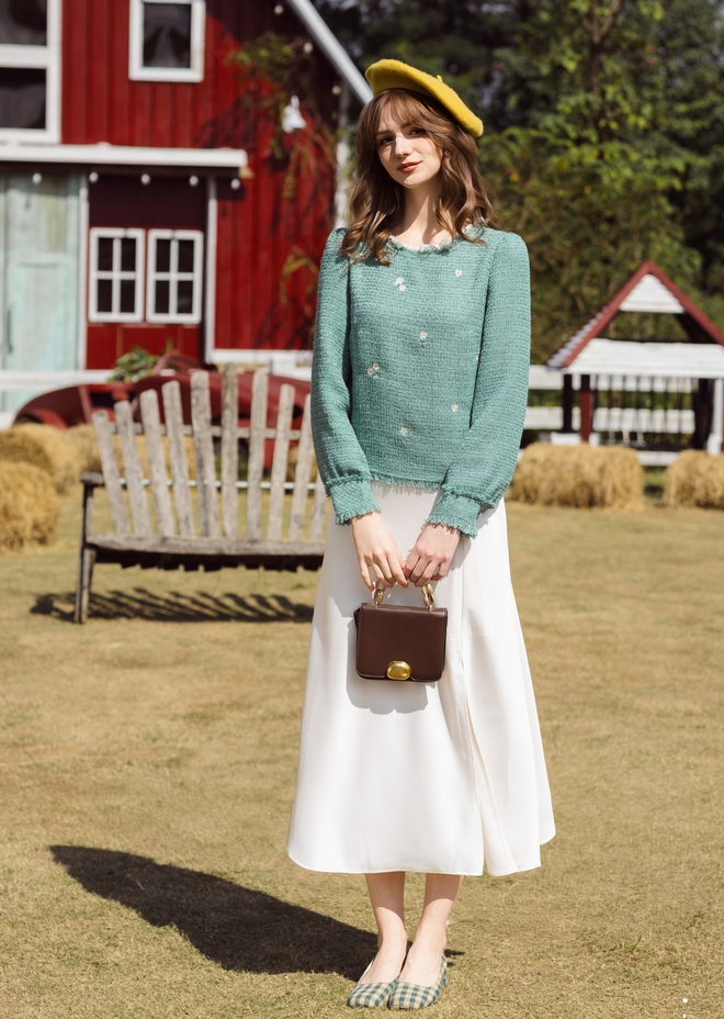 Những gam màu may mắn ai cũng mặc dịp đầu năm - Ảnh 9.