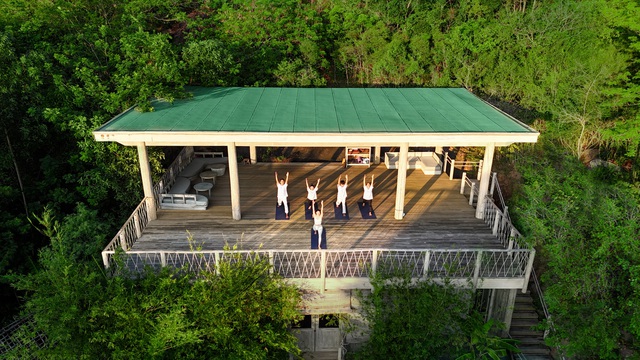 Trốn phố về Tam Cốc, Ninh Vân, ăn ngon ở Sài Gòn, 'chơi' Tết theo gu mới - Ảnh 8.