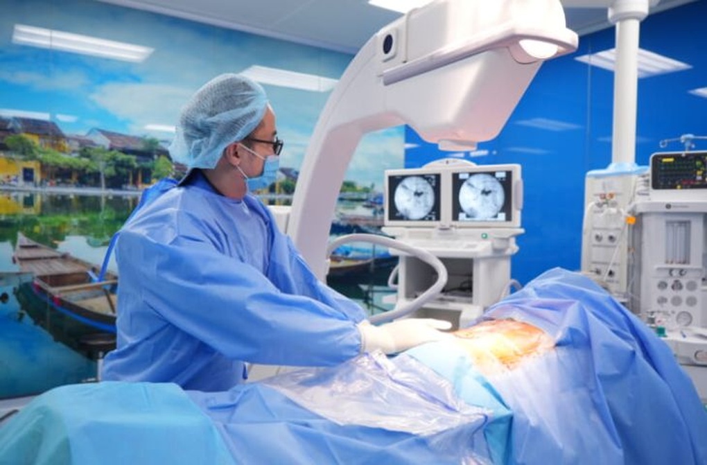 Thói quen của nhiều người Việt bào mòn cột sống cổ - 2