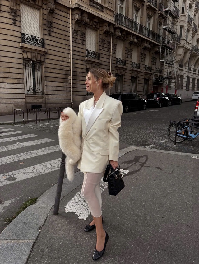 8 mẹo đơn giản giúp làm mới phong cách công sở mùa đông - Ảnh 6.