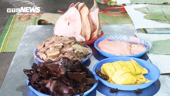 Về Hưng Yên tận thấy cách chế biến loại giò chả ‘độc nhất vô nhị’ phục vụ Tết- Ảnh 3.