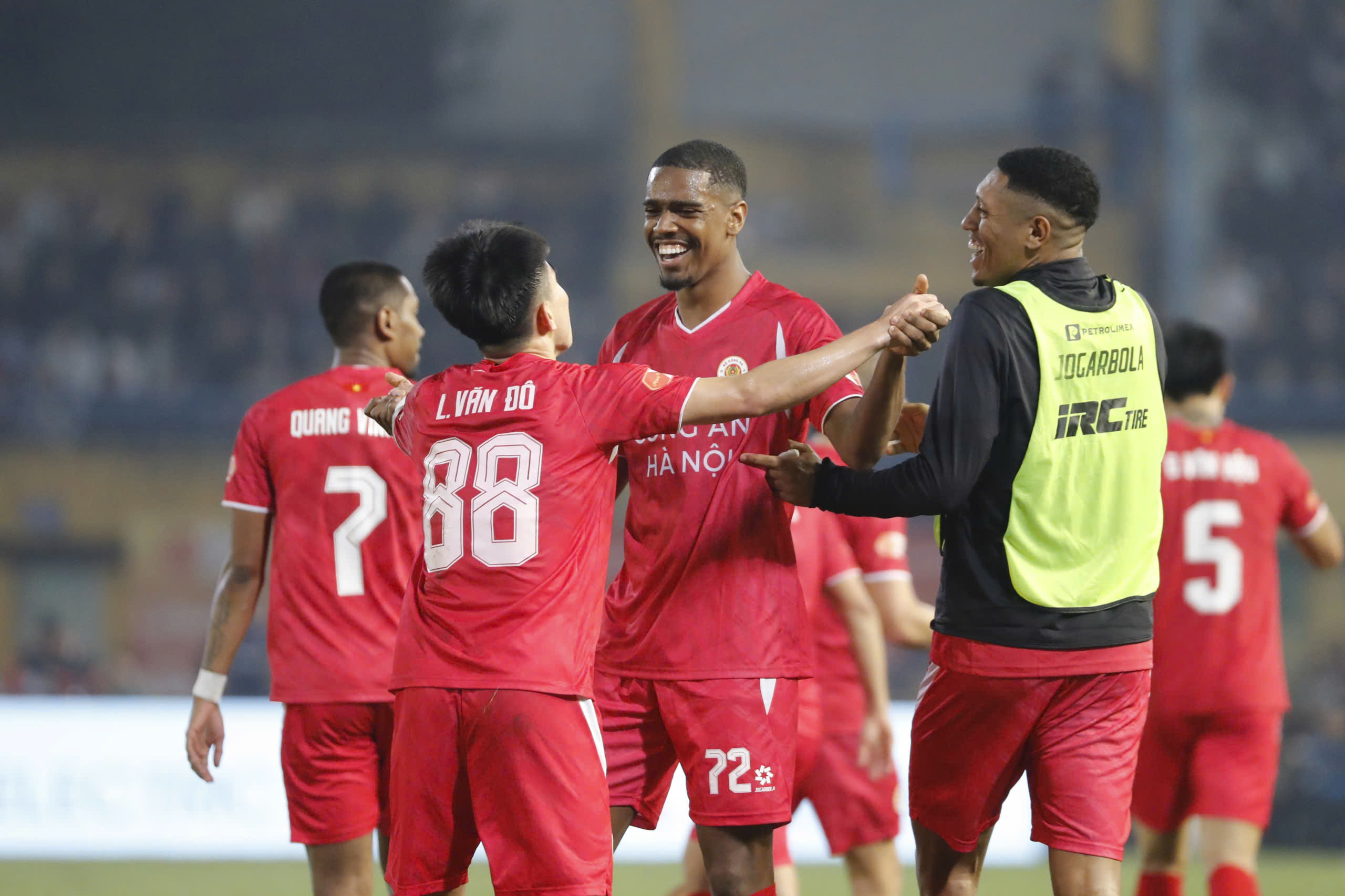 Đình Bắc cần lắng nghe bản thân và giữ đôi chân trên mặt đất- Ảnh 1.