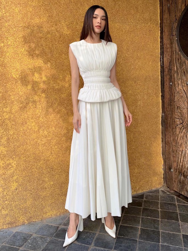 Váy dáng dài đa nhiệm, cứ diện là nổi bật đường phố- Ảnh 3.