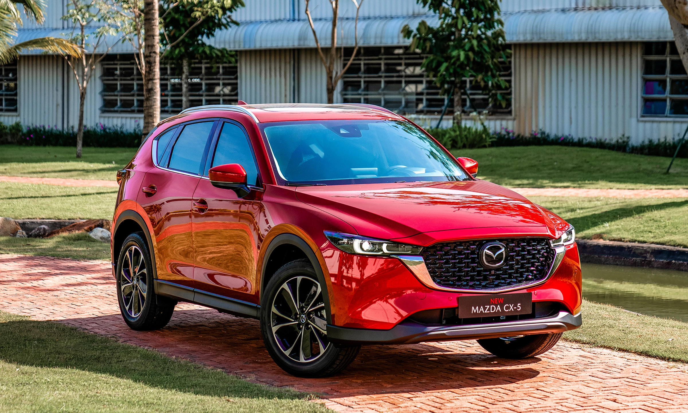 Mazda CX-5 vẫn chưa có đối thủ xứng tầm 2 Crossover cỡ trung năm 2025: Mazda CX-5 vẫn chưa có đối trọng xứng tầm - Ảnh 2.